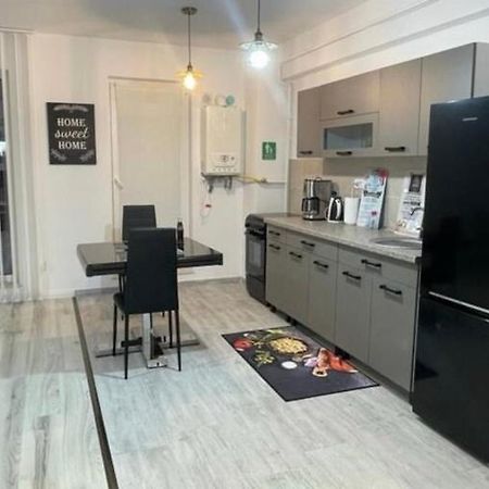 Apartament Intr-O Zona Rezidentiala Linistita Iasi Eksteriør bilde