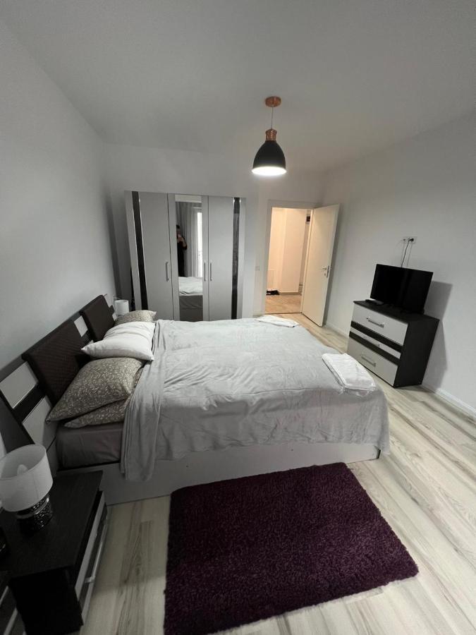 Chic Apartament Complex Inamstro Iasi Eksteriør bilde